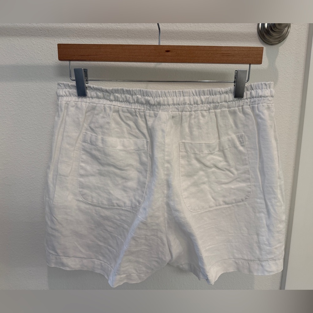 Pure Navy Brand - White Linen Elastic-Waist Women’s Shorts - Picture 4 of 11
